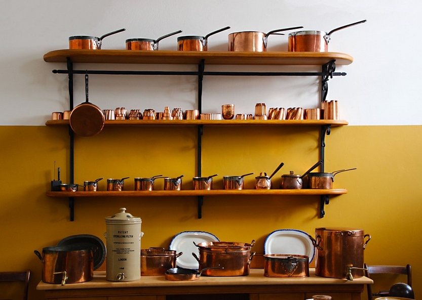 sauce pans